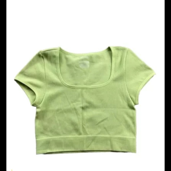 Wild Fable Women's Size M Short Sleeve Seamless Crop T-Shirt Green Neon - Picture 2 of 7